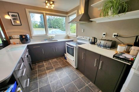 Photo of property in 16 Oxford Street, Holmes Hill, Oamaru, 9401