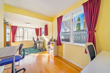 Photo of property in 68 Fraser Crescent, Elderslea, Upper Hutt, 5018