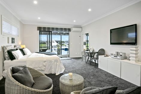 Photo of property in 304 Waterways Parade, Pauanui, Hikuai, 3579