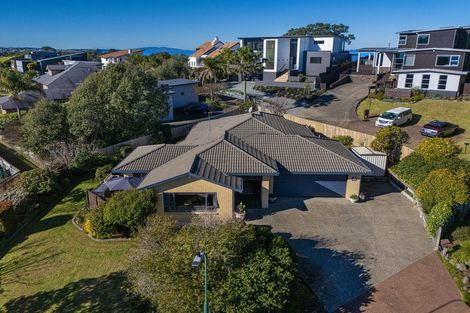 Photo of property in 15 Palm Cove, Arkles Bay, Whangaparaoa, 0932