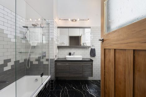 Photo of property in 24 Limbrick Street, Terrace End, Palmerston North, 4410