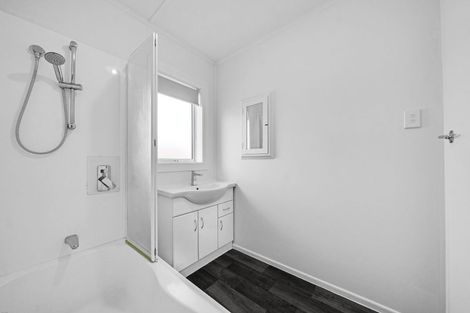 Photo of property in 25 Kayes Road, Pukekohe, 2120