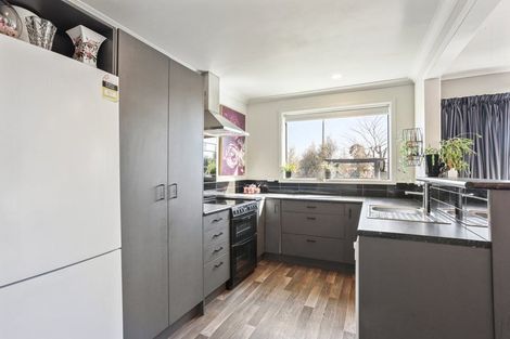 Photo of property in 1/328 Main North Road, Redwood, Christchurch, 8051