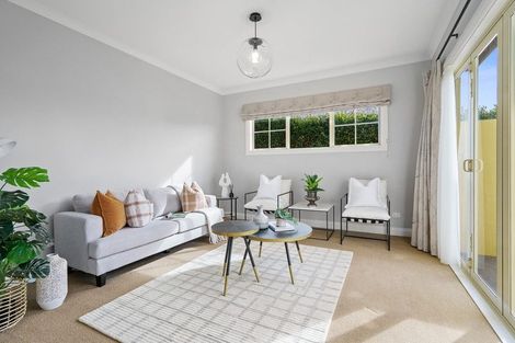 Photo of property in 113 Milton Street, Leamington, Cambridge, 3432