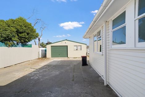 Photo of property in 18 Wyatt Avenue, Onekawa, Napier, 4110