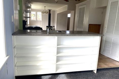 Photo of property in 6 Tatahi Street, Te Puru, Thames, 3575
