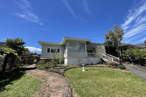 Photo of property in 53 Kaurilands Road, Titirangi, Auckland, 0604