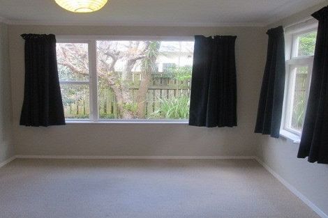 Photo of property in 21a Akatea Street, Berhampore, Wellington, 6023