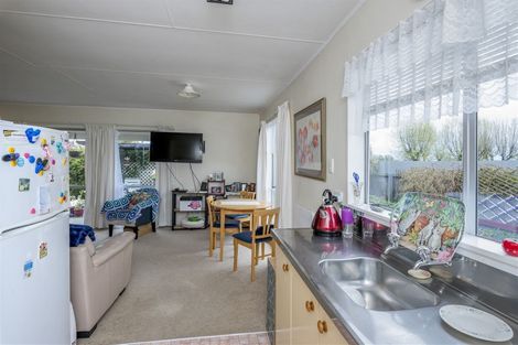 Photo of property in 110 Ryder Crescent, Levin, 5510