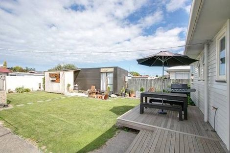 Photo of property in 7 Merton Crescent, Pirimai, Napier, 4112