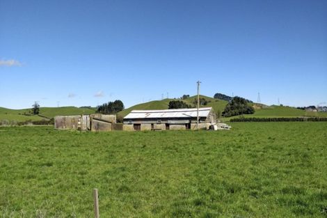 Photo of property in 62 Carter Road, Oratia, Auckland, 0604