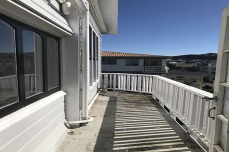 Photo of property in 7a Hawker Street, Mount Victoria, Wellington, 6011