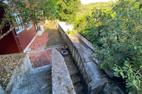 Photo of property in 39 Mount Pleasant Road, Aro Valley, Wellington, 6012