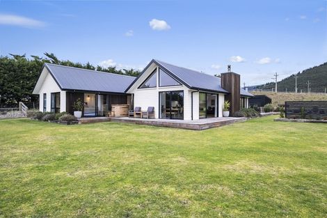 Photo of property in 215 Munro Road, Berwick, Outram, 9073