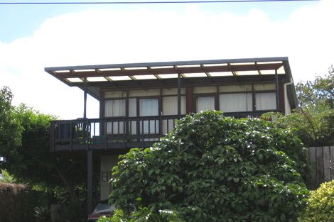 Photo of property in 35 Neptune Avenue, Beach Haven, Auckland, 0626