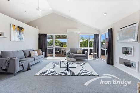 Photo of property in 46 Tauhinu Road, Greenhithe, Auckland, 0632