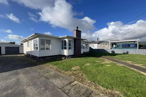 Photo of property in 3 Kauri Street, Levin, 5510