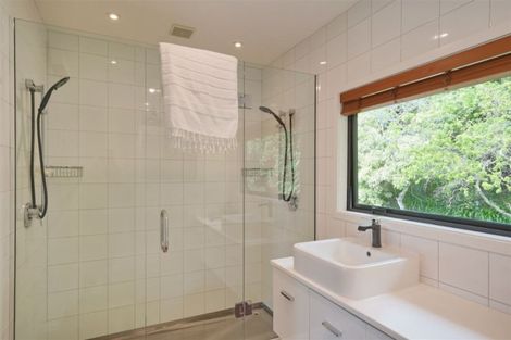 Photo of property in 68 Landsdowne Terrace, Cashmere, Christchurch, 8022