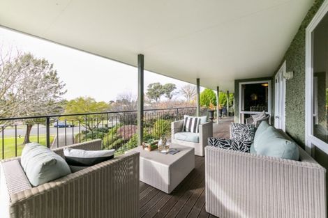 Photo of property in 43 Hetley Crescent, Taradale, Napier, 4112