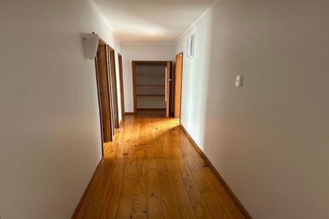 Photo of property in 2/70 Gladstone Road, Northcote, Auckland, 0627