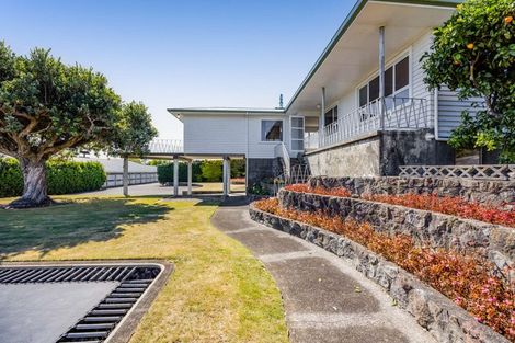 Photo of property in 100a Queens Road, Glen Avon, New Plymouth, 4312