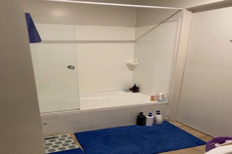 Photo of property in Tuscany Towers, 90/1 Ambrico Place, New Lynn, Auckland, 0600