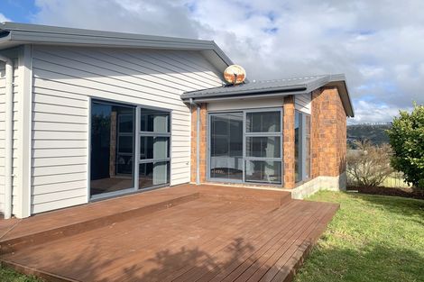 Photo of property in 6 Kaimai Place, Aotea, Porirua, 5024