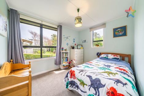 Photo of property in 22 Waiuta Street, Titahi Bay, Porirua, 5022