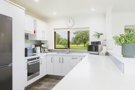 Photo of property in 96 Freyberg Avenue, Tamatea, Napier, 4112