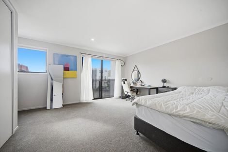 Photo of property in 117 Hobsonville Point Road, Hobsonville, Auckland, 0616