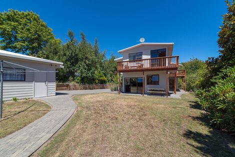 Photo of property in 12 Kenrigg Road East, Kinloch, Taupo, 3377