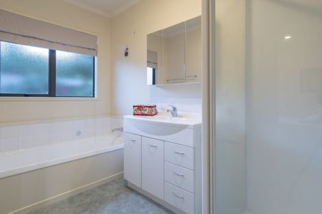 Photo of property in 54f Carlisle Street, Greerton, Tauranga, 3112