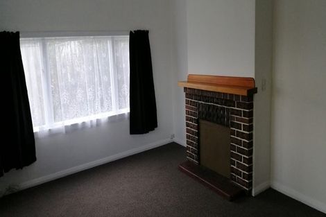 Photo of property in 6 Julian Street, Eltham, 4322