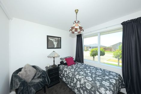 Photo of property in 7 Ridgeway Avenue, Rolleston, 7615