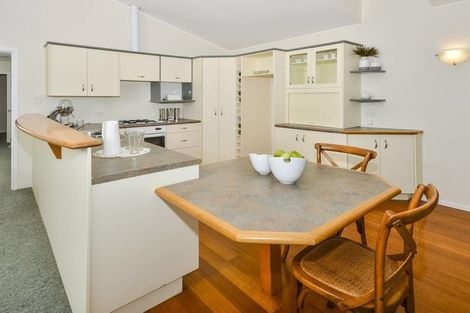 Photo of property in 17 Carina Crescent, Torbay, Auckland, 0630