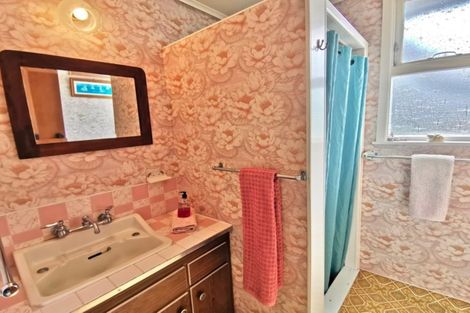 Photo of property in 33 Gawler Street, Te Horo Beach, Otaki, 5581