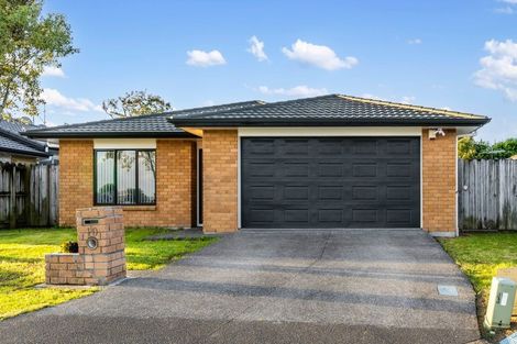 Photo of property in 10 Taatahi Street, Weymouth, Auckland, 2103