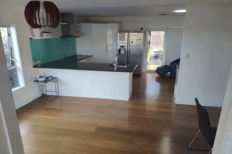 Photo of property in 14 Tiri View Place, Waiake, Auckland, 0630