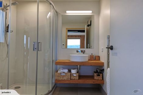 Photo of property in 13 Mckerrow Place, Sunshine Bay, Queenstown, 9300