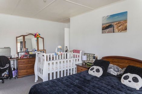 Photo of property in 4 Victor Street, Dannevirke, 4930