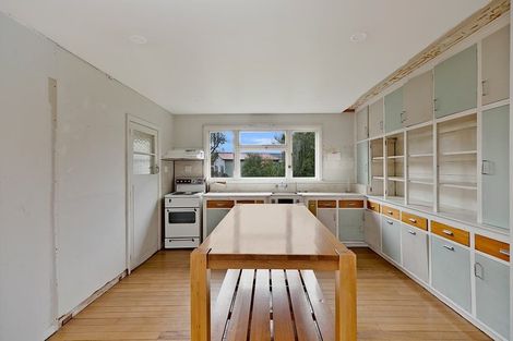 Photo of property in 10 Mcfaddens Road, St Albans, Christchurch, 8052