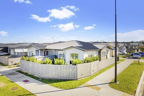 Photo of property in 2 Harore Road, Takanini, 2112