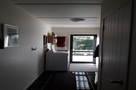 Photo of property in 67 Pyle Road West, One Tree Point, 0118