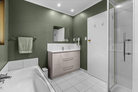 Photo of property in 17 Elliott Street, Taradale, Napier, 4112