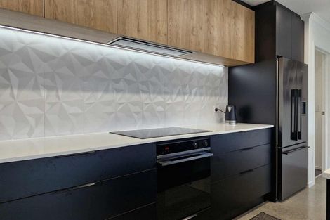 Photo of property in 32 Nikau Street, Inglewood, 4330