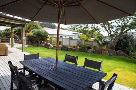 Photo of property in 19 Emmerdale Drive, Hahei, Whitianga, 3591