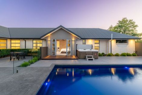 Photo of property in 25 Rossington Drive, West Melton, 7618