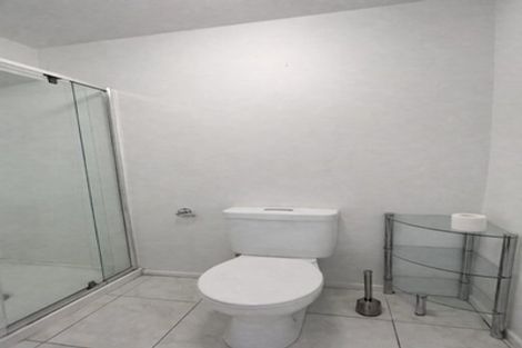 Photo of property in 137 Gossamer Drive, Pakuranga Heights, Auckland, 2010