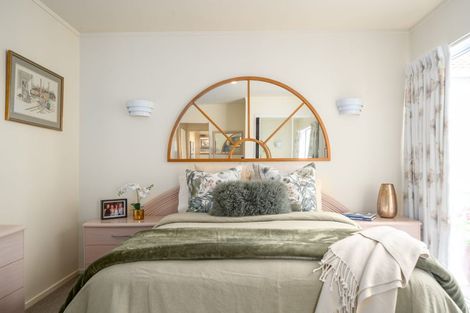 Photo of property in 4 Lakeside Villas, Whitby, Porirua, 5024