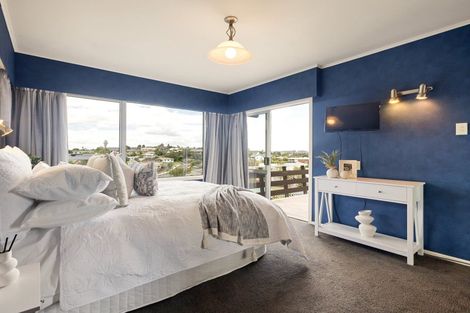 Photo of property in 6 Glamis Avenue, Dinsdale, Hamilton, 3204